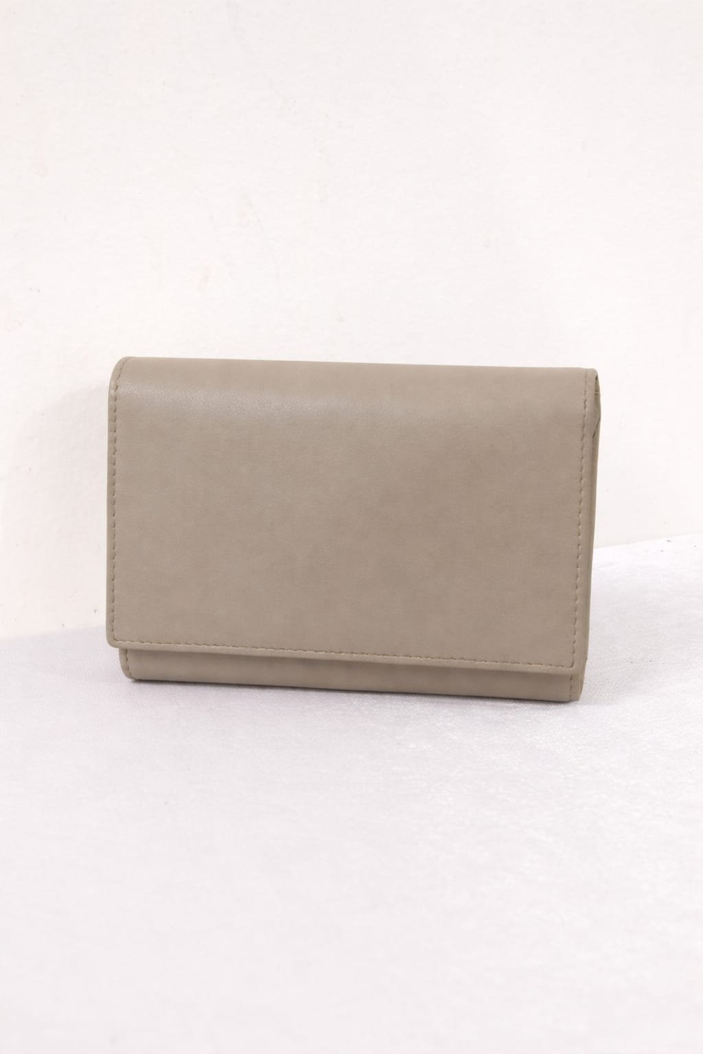 Elegant Leather Wallet for Women – Sleek & Timeless Design-TN 56 - Image 4