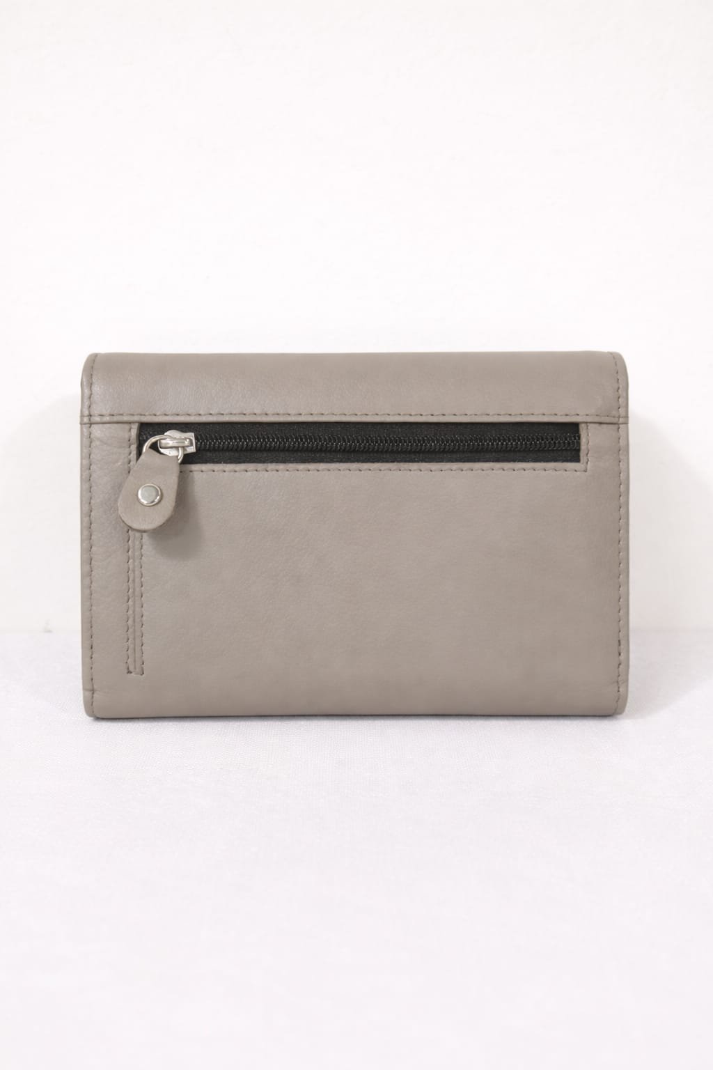 Elegant Leather Wallet for Women – Sleek & Timeless Design-TN 56