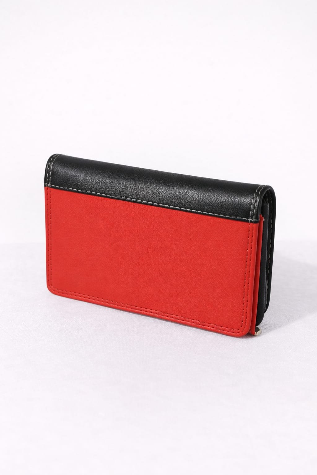Premium Leather Wallet for Women – Compact & Elegant Design-TN55