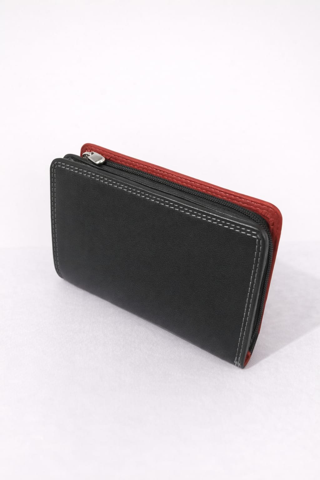 Premium Leather Wallet for Women – Compact & Elegant Design-TN55 - Image 3
